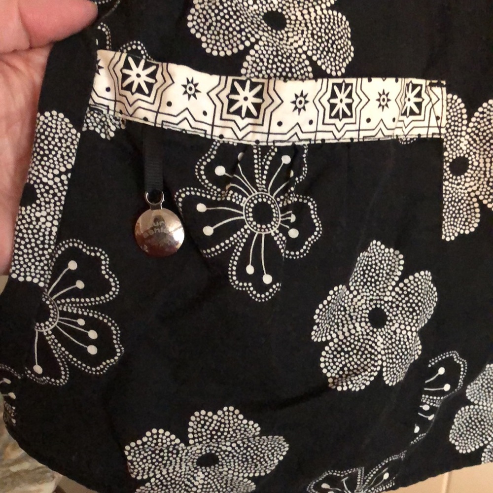Scrub Top - Picture 5 of 7
